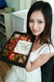 我大出血流產時,老公卻在買三金示愛白月光