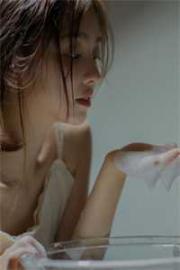 我和女友在KTV相遇