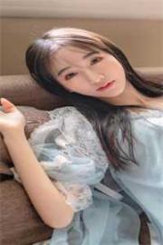 競爭對手當麵睡我女友，我卻給他磕頭賠罪