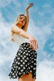 封神：吾為人皇，開局創建聊天群