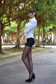 誰讓這小子當大師兄的?