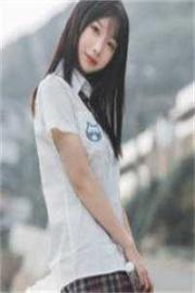 怒打渣妹後，醫妃搬空侯府嫁戰王