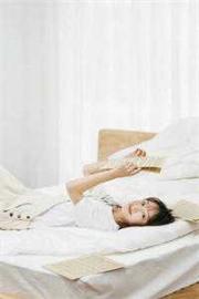 穿越成了寡婦，帶著三個孩子發家致富