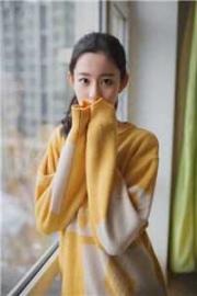他，賣菠蘿的？