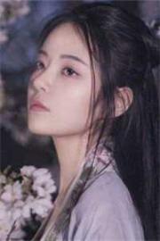 主臥雙人枕，躺著我和他的初戀