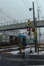 老公出軌資助對象後,他兄弟對我深情表白了