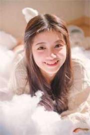 元宵節當天，妻子邀請白月光假扮她老公