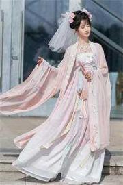 一彆經年，眾生皆似你眉眼